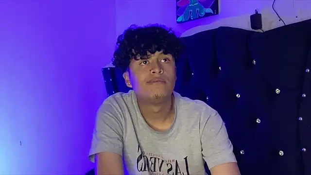 Snapshot of CyrusAndGrase chatting on January 10, 2026, 8:59 pm CyrusAndGrase online show from January 10, 2026, 8:59 pm