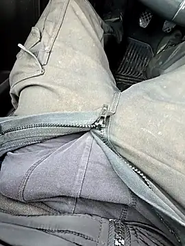 Snapshot of seulementme chatting on December 15, 2025, 10:32 am seulementme online show from December 15, 2025, 10:32 am