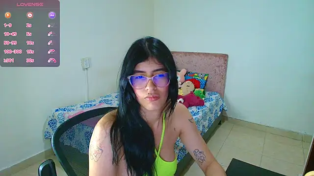 Kassandra 0304 online show from April 15, 2026, 1:55 am