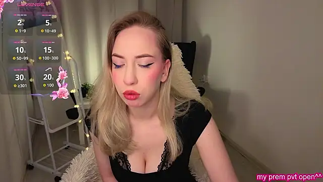 IsabelleBliz online show from February 13, 2026, 10:10 pm