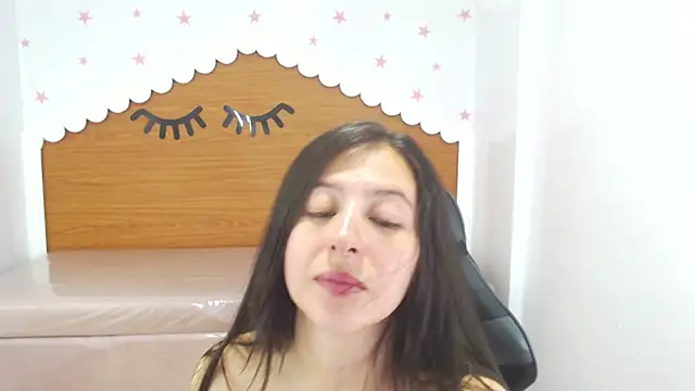 scarlett percy t online show from February 11, 2026, 7:36 pm