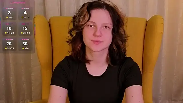 LatinaHuguenin online show from February 18, 2026, 6:48 pm