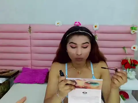 miss charlotte78 online show from November 29, 2025, 7:47 pm