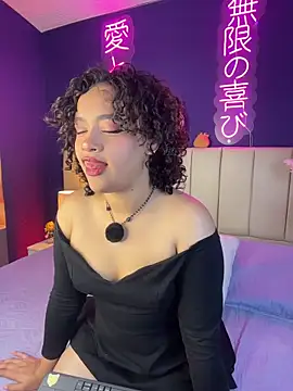  sarahRose online show from March 12, 2026, 4:07 am