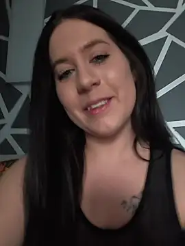 zara night01 online show from November 11, 2025, 12:11 pm