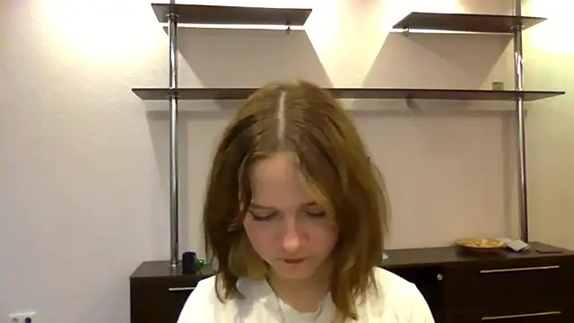 AlissaGerardo online show from November 7, 2025, 12:10 pm