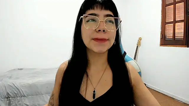 Snapshot of Eliza_Blue chatting on December 16, 2025, 7:07 pm Eliza Blue online show from December 16, 2025, 7:07 pm