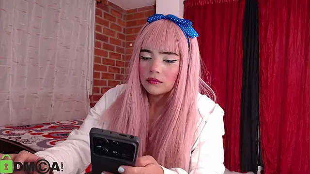 Snapshot of LESLY_EVANS01 chatting on November 6, 2025, 3:54 am LESLY EVANS01 online show from November 6, 2025, 3:54 am