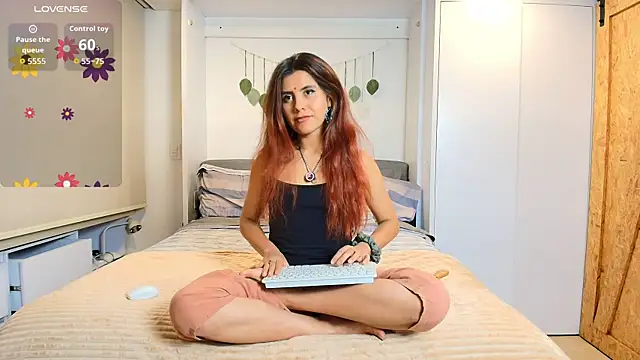 Snapshot of irisrossee_ chatting on November 26, 2025, 7:52 am irisrossee online show from November 26, 2025, 7:52 am