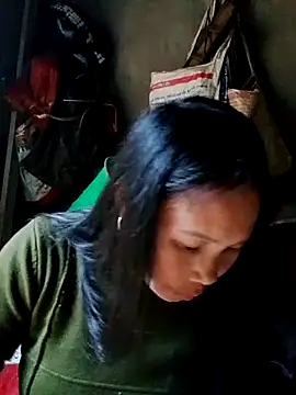 Snapshot of Ana_hoa chatting on February 5, 2026, 10:33 am Ana hoa online show from February 5, 2026, 10:33 am