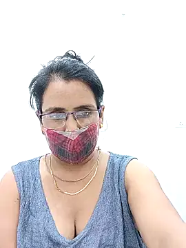 sanjana077 online show from March 29, 2026, 7:59 pm