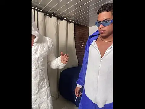 Mike and Rayan online show from November 14, 2025, 2:37 am