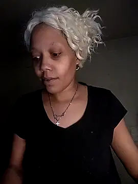 Snapshot of SITHANDRAH chatting on February 22, 2026, 12:07 pm SITHANDRAH online show from February 22, 2026, 12:07 pm