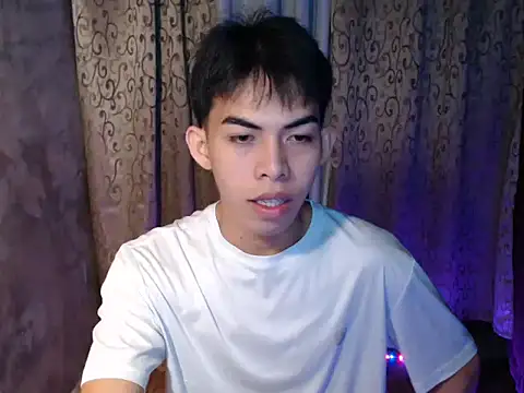 Urhotsilverboy online show from January 13, 2026, 11:03 am