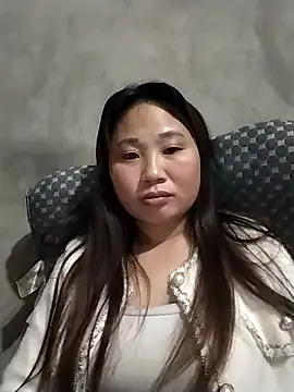 Snapshot of MINSSA502 chatting on December 15, 2025, 10:26 pm MINSSA502 online show from December 15, 2025, 10:26 pm