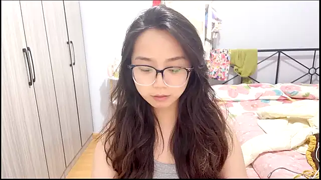 Hmm 0303 online show from April 22, 2026, 4:58 pm