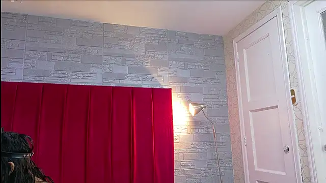 EsmeraldaBlake online show from December 20, 2025, 12:41 pm