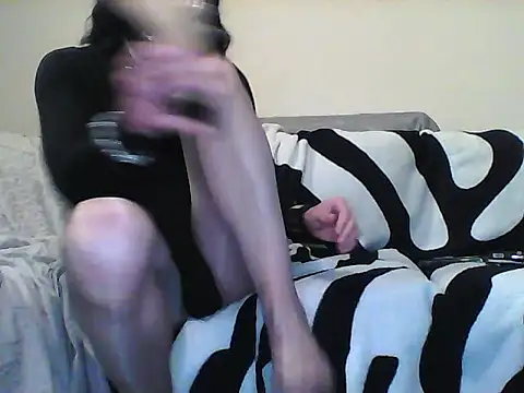 Snapshot of RebekaCD chatting on November 9, 2025, 6:34 pm RebekaCD online show from November 9, 2025, 6:34 pm