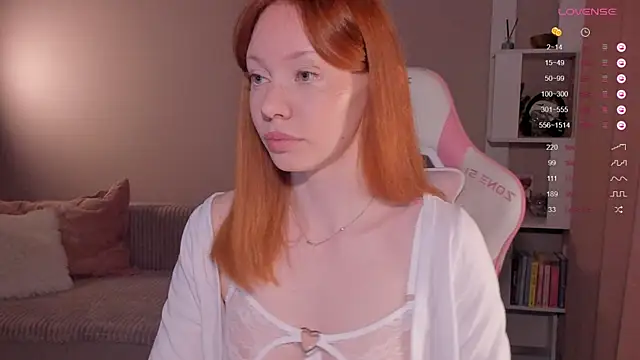 Elisahsthetics online show from March 27, 2026, 10:22 pm