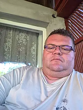 Snapshot of Grase44 chatting on June 19, 2026, 4:40 am Grase44 online show from June 19, 2026, 4:40 am