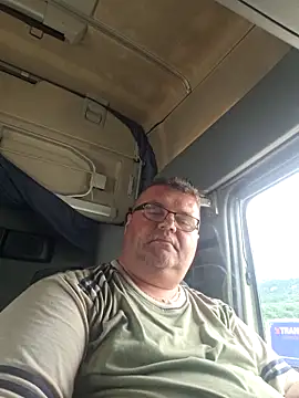 Snapshot of Grase44 chatting on June 10, 2026, 12:28 pm Grase44 online show from June 10, 2026, 12:28 pm