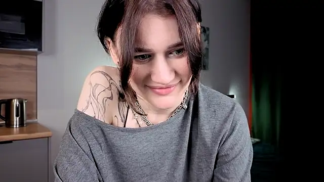 eshleeygreen online show from November 16, 2025, 2:11 pm