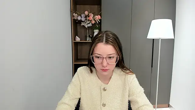 MarguriteNorwood online show from November 10, 2025, 4:28 am