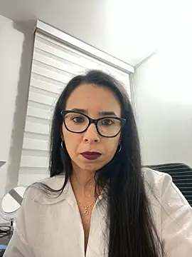 Vicky ro online show from November 6, 2025, 12:14 am