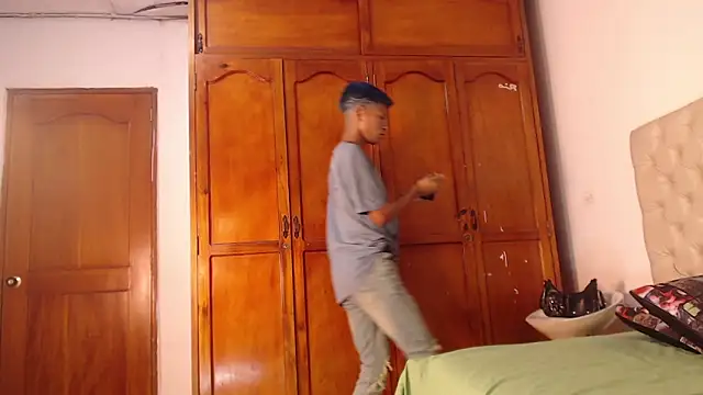 Tessachains 2  online show from February 14, 2026, 1:50 am