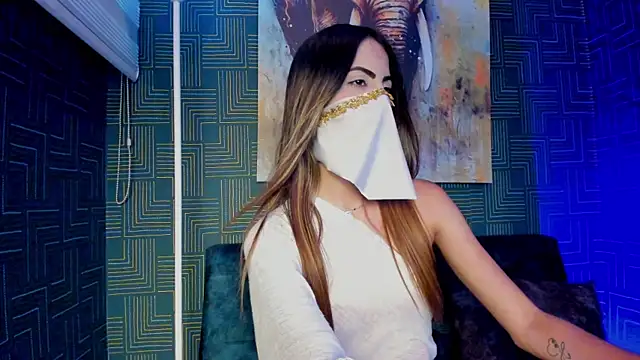 Sharktitiare  online show from November 7, 2025, 1:54 am