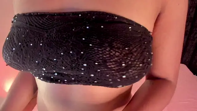 gabriella ortiz online show from April 20, 2026, 7:04 pm