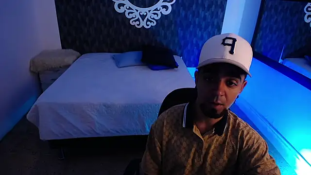 Dereck Jhonsonn online show from November 19, 2025, 7:14 pm