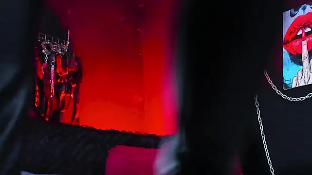 KatrinaStone online show from April 13, 2026, 10:03 pm