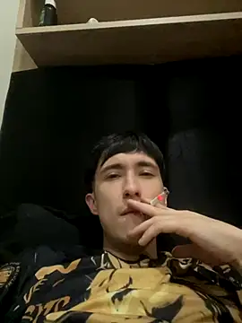 Snapshot of Mauriciolezcar chatting on November 6, 2025, 12:58 am Mauriciolezcar online show from November 6, 2025, 12:58 am