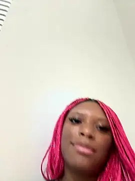 Snapshot of goddess_ali1 chatting on November 11, 2025, 4:18 am goddess ali1 online show from November 11, 2025, 4:18 am