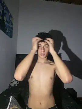 Snapshot of Sebas-Sanches7 chatting on November 6, 2025, 7:51 pm Sebas-Sanches7 online show from November 6, 2025, 7:51 pm