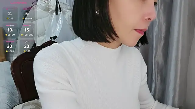 Wanwan61 online show from November 21, 2025, 10:58 am