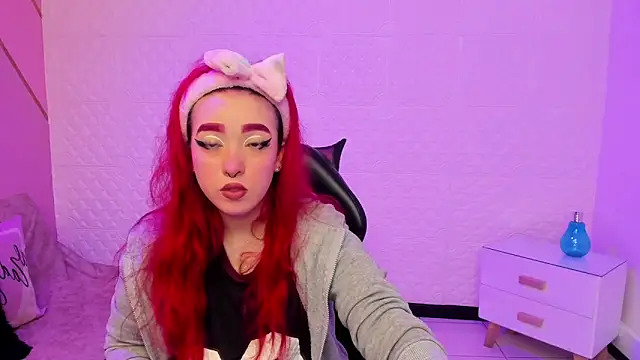 Snapshot of Dakkotta__ chatting on November 7, 2025, 2:32 pm Dakkotta online show from November 7, 2025, 2:32 pm