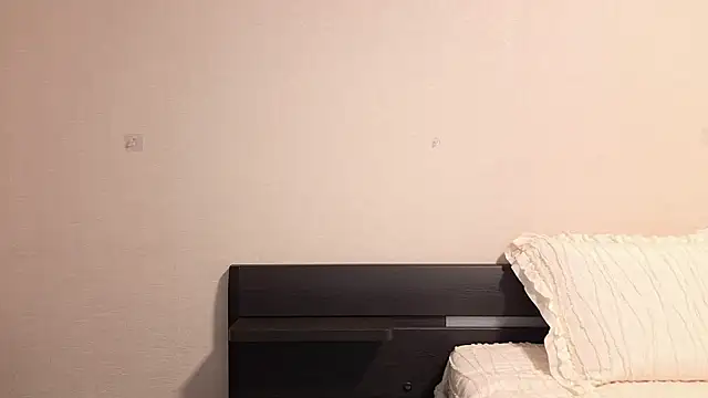 Snapshot of Fantasy_Moonlightt chatting on June 30, 2026, 1:55 pm Fantasy Moonlightt online show from June 30, 2026, 1:55 pm