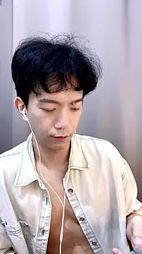 CouplingCry online show from June 17, 2026, 4:45 am