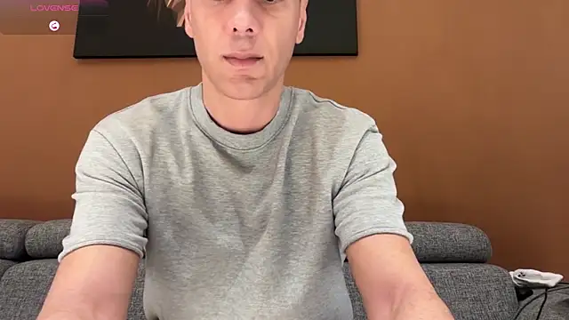 marcoo x online show from December 3, 2025, 12:48 pm