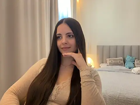 Mylina  online show from April 8, 2026, 12:28 pm