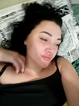 Snapshot of Hilly_Bernie chatting on November 7, 2025, 6:51 am Hilly Bernie online show from November 7, 2025, 6:51 am