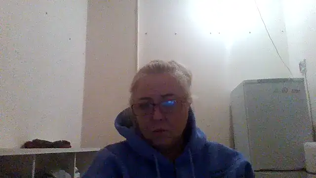 Snapshot of Tati_0808 chatting on November 12, 2025, 8:56 pm Tati 0808 online show from November 12, 2025, 8:56 pm