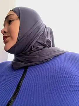 Snapshot of sweetmuslim01 chatting on September 18, 2025, 2:53 pm sweetmuslim01 online show from September 18, 2025, 2:53 pm