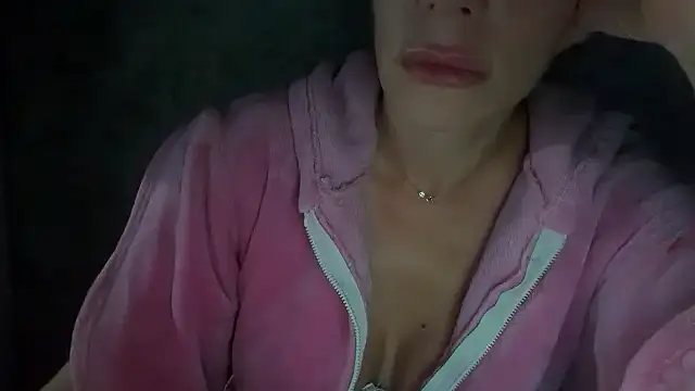 Angelinaa19 online show from March 10, 2026, 8:46 pm