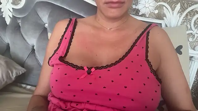 Angelinaa19 online show from February 9, 2026, 9:51 am