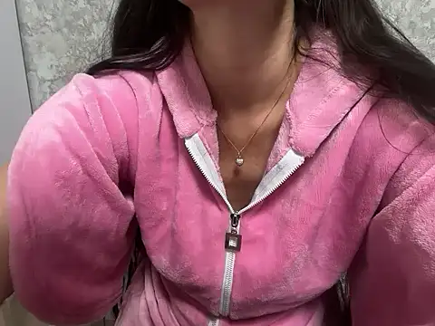 Angelinaa19 online show from December 5, 2025, 3:10 pm