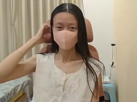 Snapshot of Lil-Cherries chatting on January 12, 2026, 9:27 am Lil-Cherries online show from January 12, 2026, 9:27 am