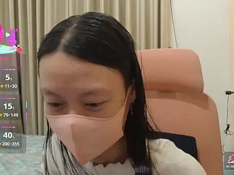 Snapshot of Lil-Cherries chatting on December 15, 2025, 2:12 pm Lil-Cherries online show from December 15, 2025, 2:12 pm